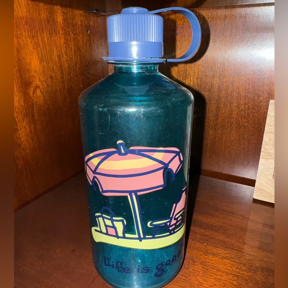 Life is good water bottle